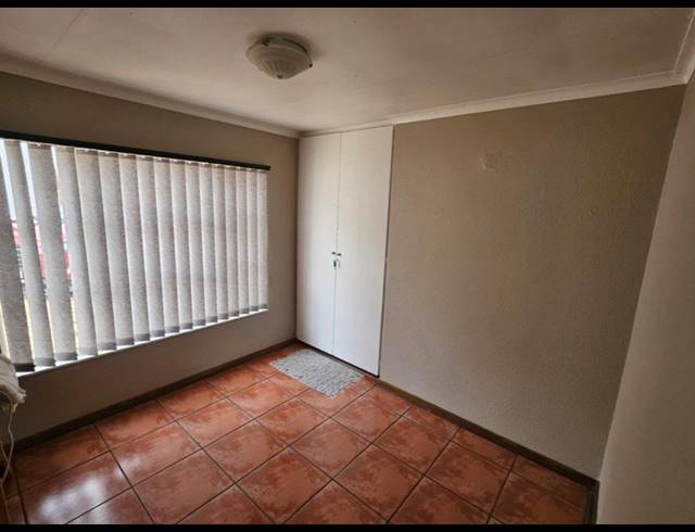 3 BEDROOM HOUSE FOR SALE IN SUIDEROORD
